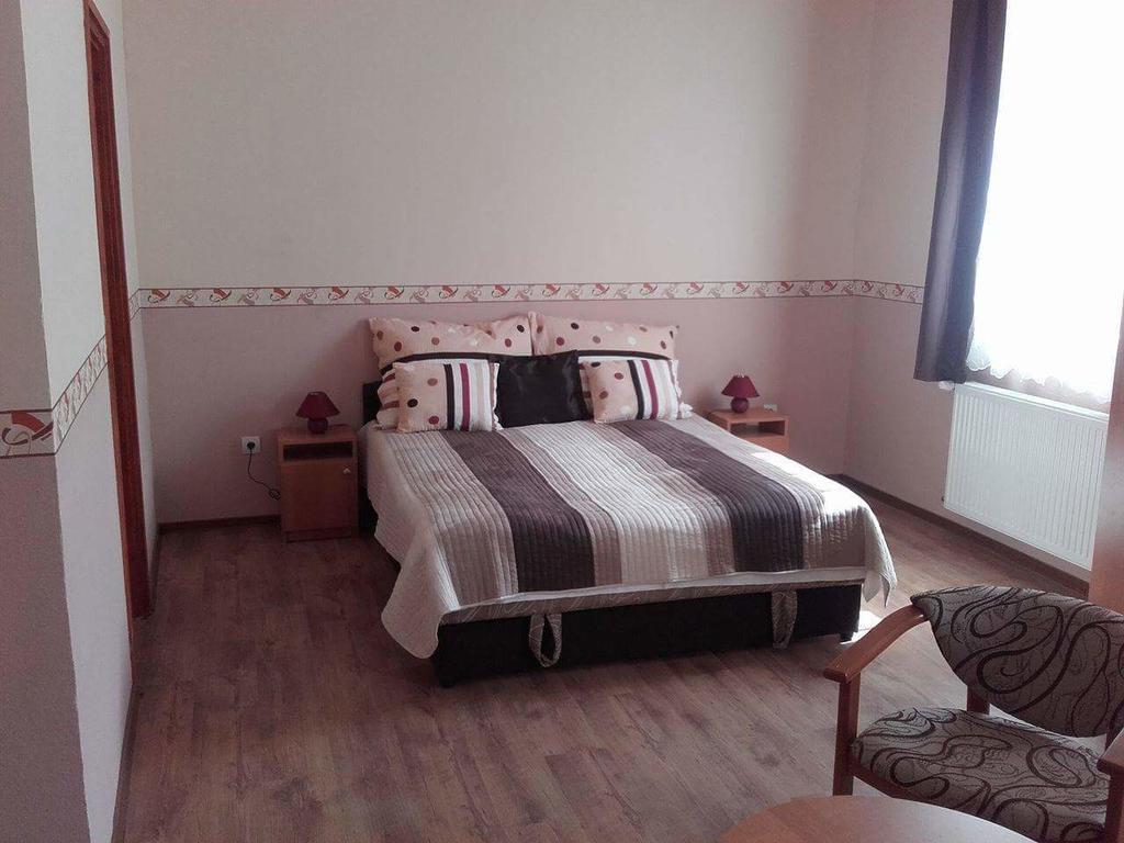 Reka Vendeghaz Hotel Tokaj Buitenkant foto